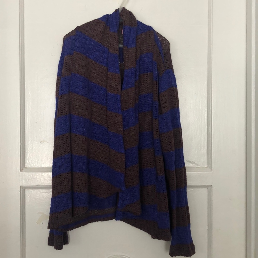 Splendid girls size 14 wrap sweater